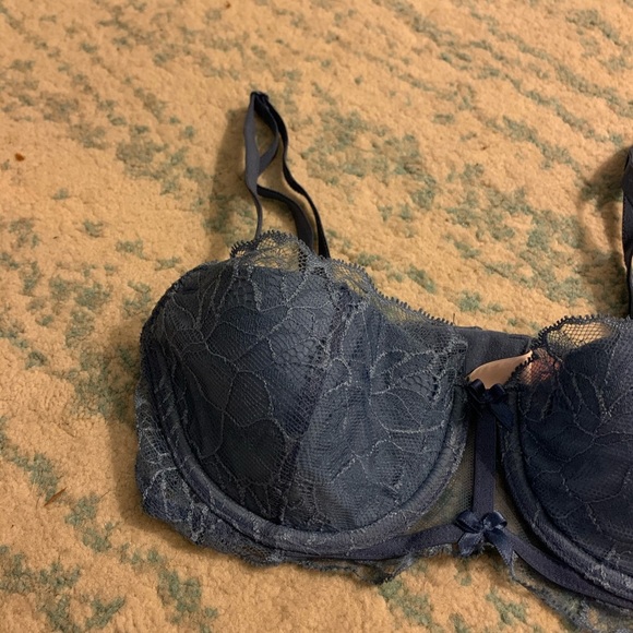 Victoria’s Secret Balconet Bra - Picture 2 of 5